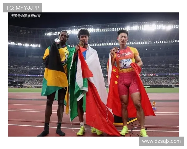 石雨豪张溟鲲携手晋级男子跳远决赛全力冲击更高荣誉精彩瞬间