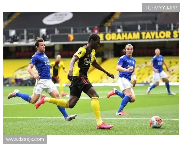 沃特福德球员因左腿内收肌拉伤预计缺阵两周以上 沃特福德球员因左腿内收肌拉伤预计缺阵两周以上